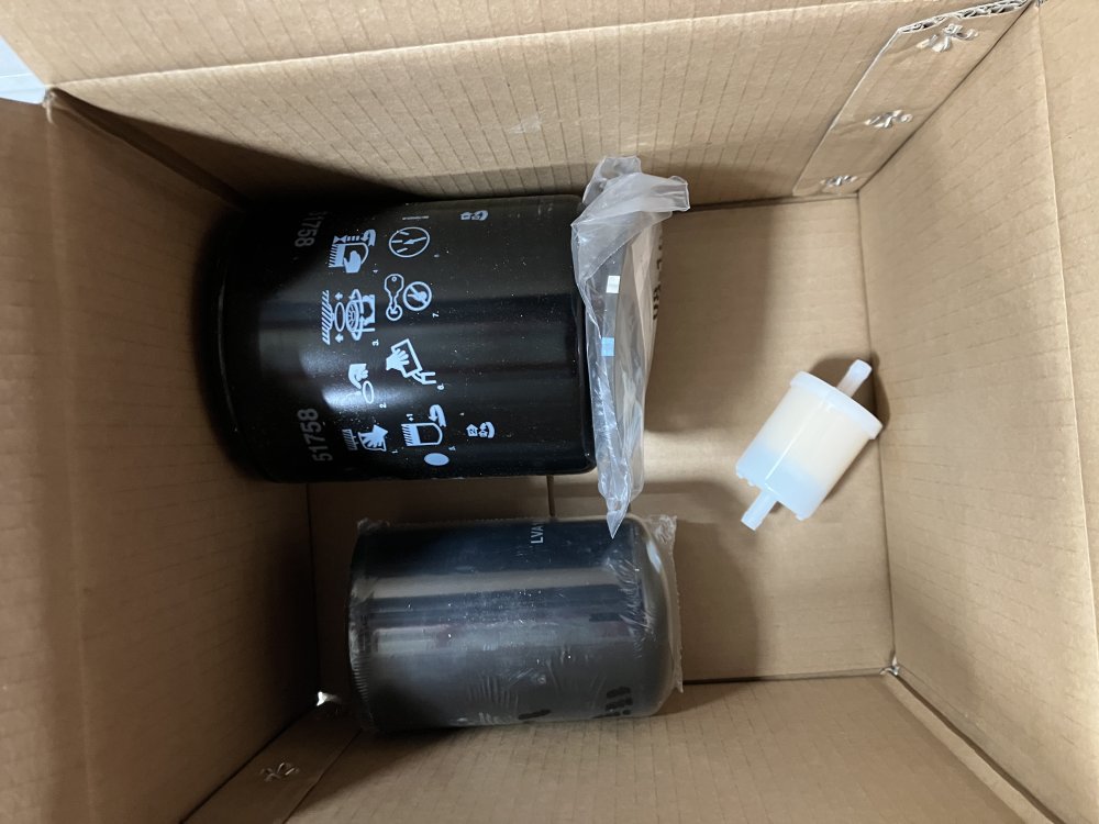 IR1200 Narrow Track, Hydraulic Filter Kit with in-line fuel filter for Kubota D1703 Engine