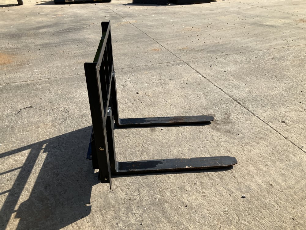 DPF33 33.5" Pallet Fork