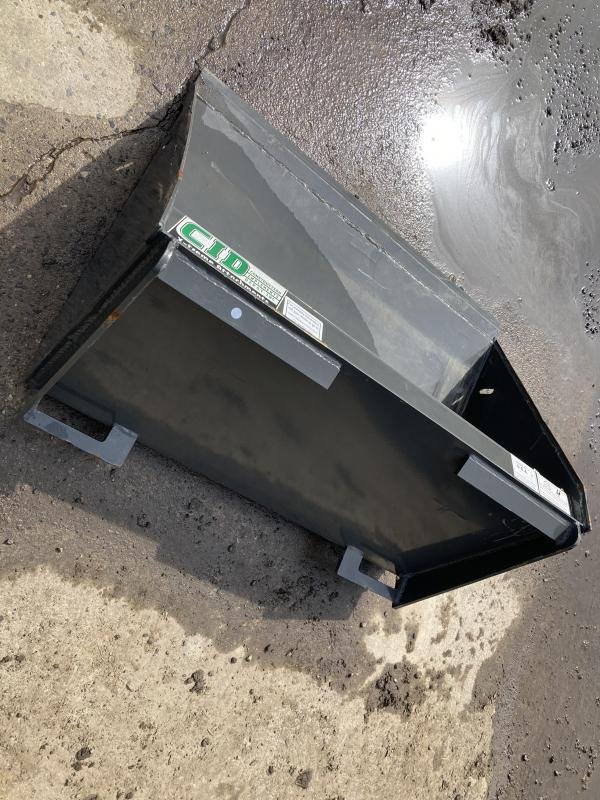 36" Low Profile Smooth Bucket
