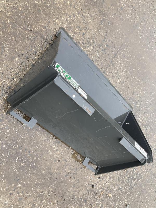42" Low Profile Smooth Bucket