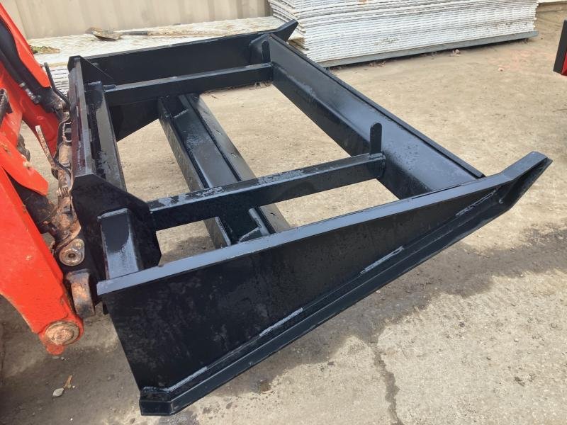 75" Land Plane