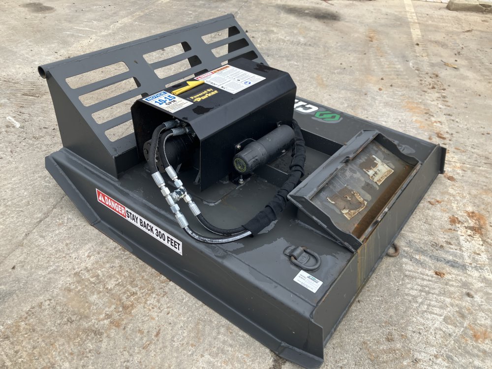 Used Dingo Brush Cutter 3" Capacity 10-15GPM