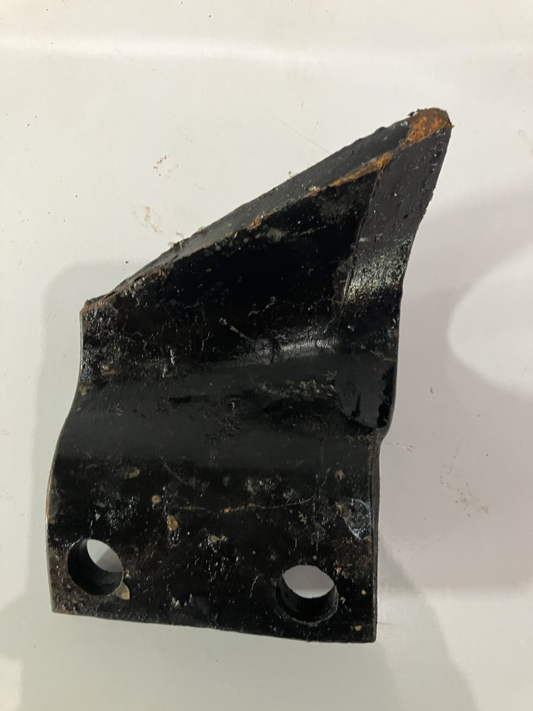 Hard-faced Right Curve Tooth with 2" Spacing
