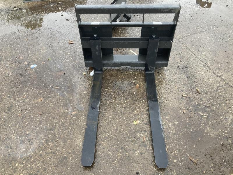 MTPF42 42" 2800# Pallet Fork