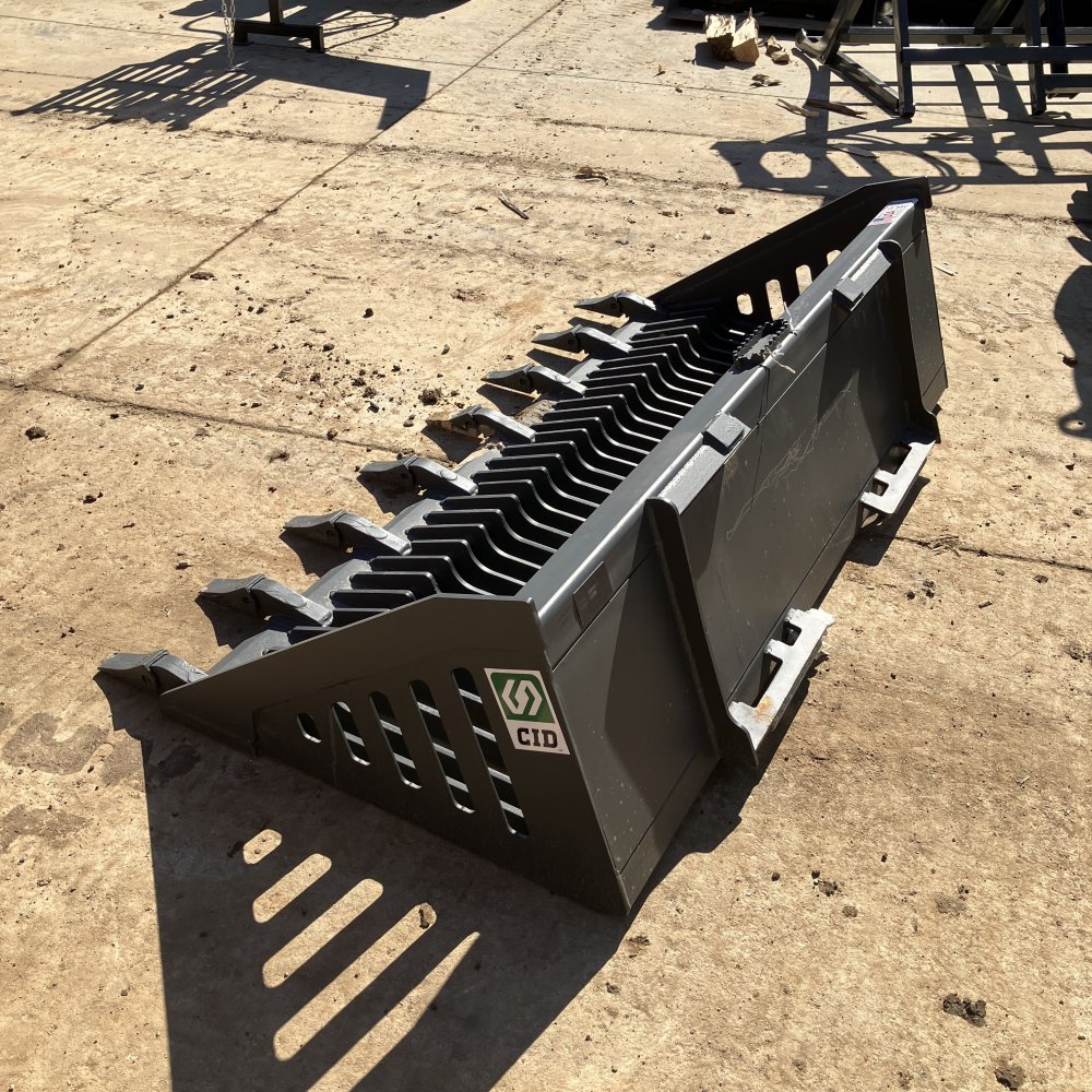 HDRB72T 72" Rock Bucket with Teeth