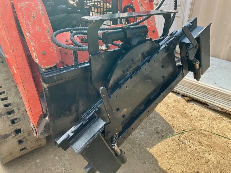 Hydraulic Rotating Skid Steer Attachment Plate
