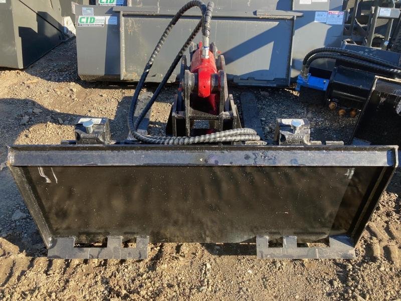 42" 4400 lbs. rated Grapple Fork