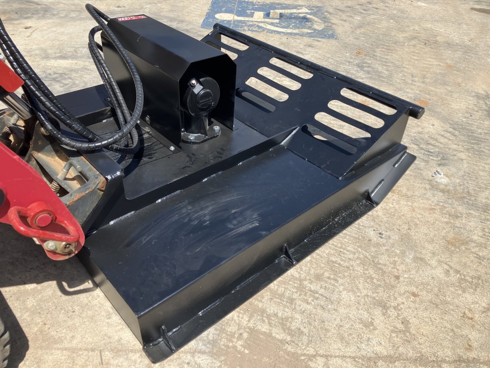 Dingo Brush Cutter 3" Capacity 10-15GPM