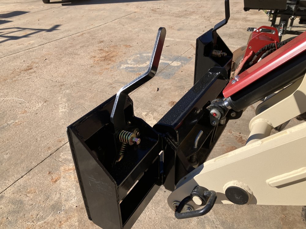 Dingo to Skid Steer Adapter Plate