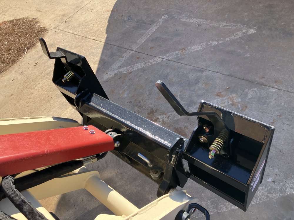 Dingo to Skid Steer Adapter Plate