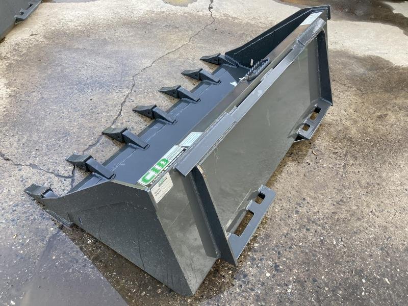 60" Low Profile Tooth Bucket