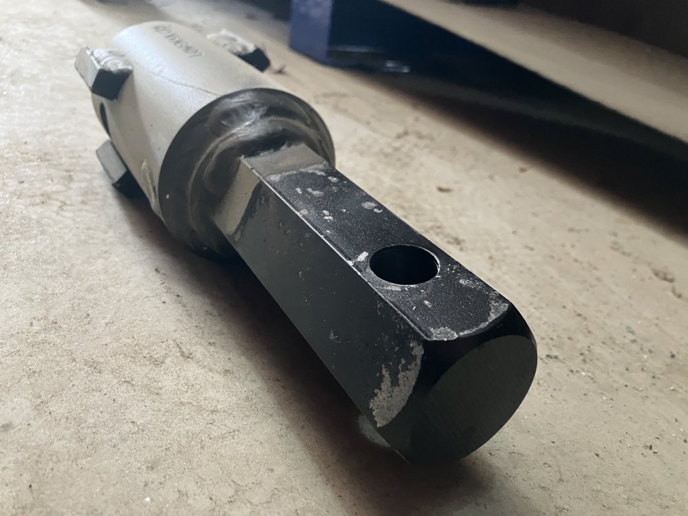 Round to Hex Adapter for Auger