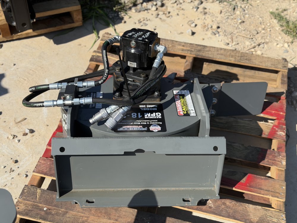 Stump Grinder Dingo Attachment 18-25 GPM