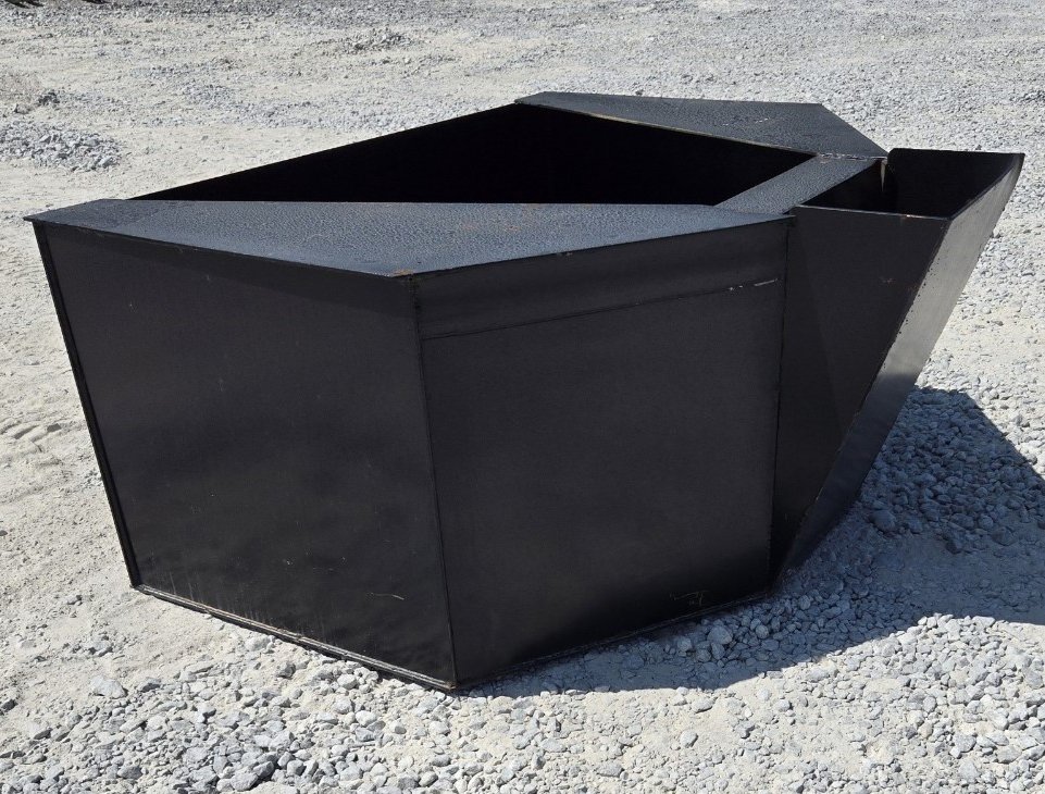 1/2 Cubic Yard Concrete Bucket