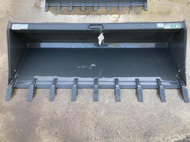 81" Low Profile Tooth bucket