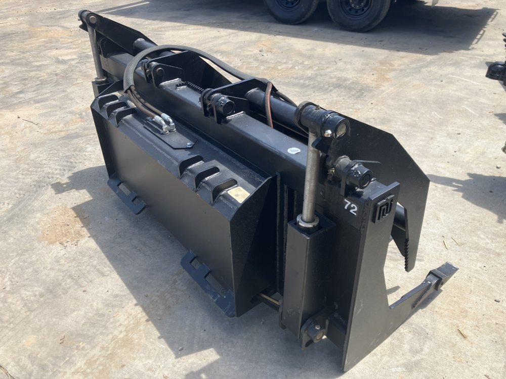 72" Xtreme Clam Grapple
