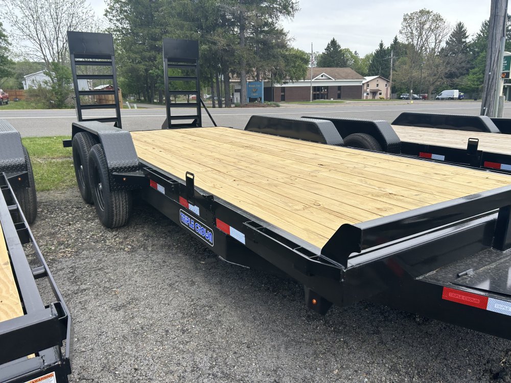 7'x18' TRIPLE CROWN Equipment