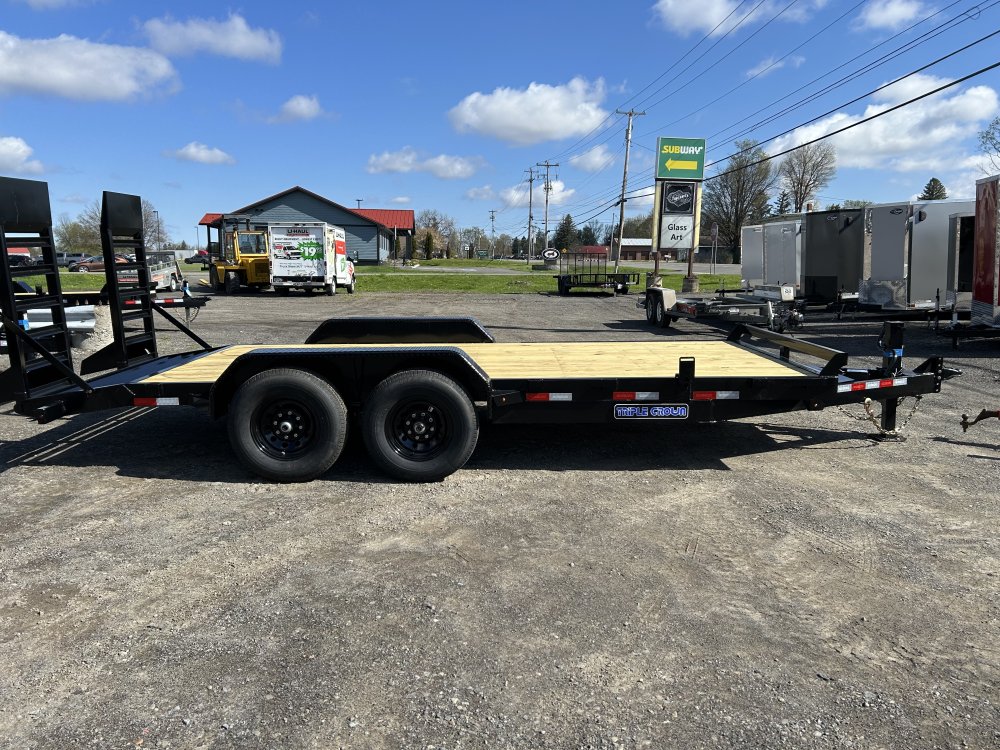 7'x18' TRIPLE CROWN Equipment