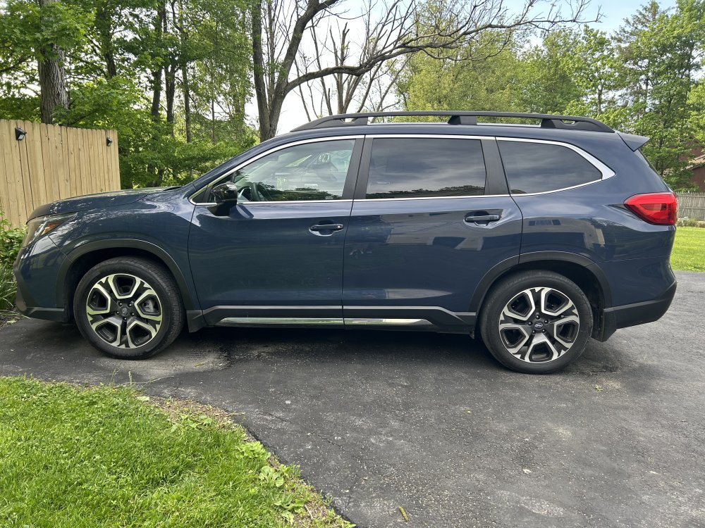 ASCENT LIMITED SUBARU SUV