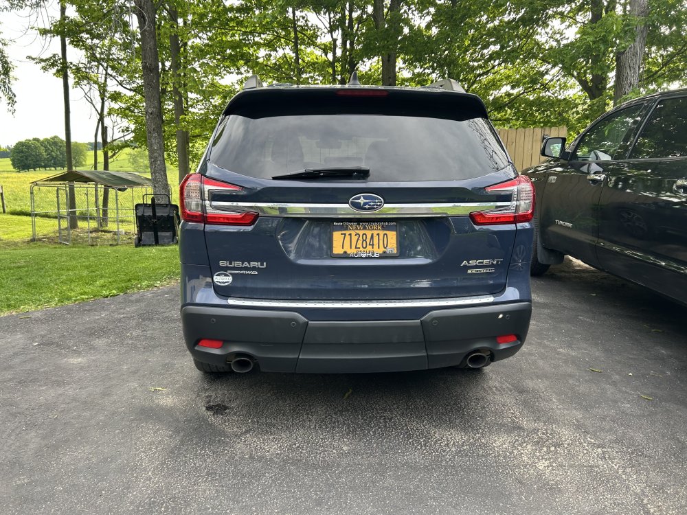 ASCENT LIMITED SUBARU SUV