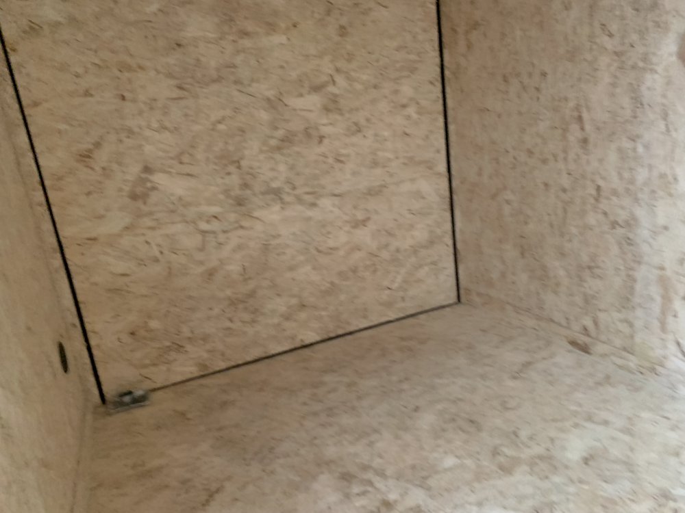 x ITI CARGO Enclosed Cargo