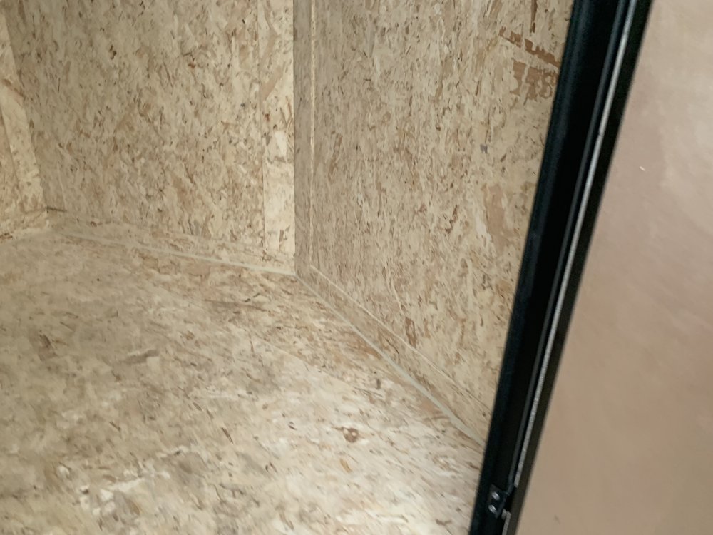 x ITI CARGO Enclosed Cargo