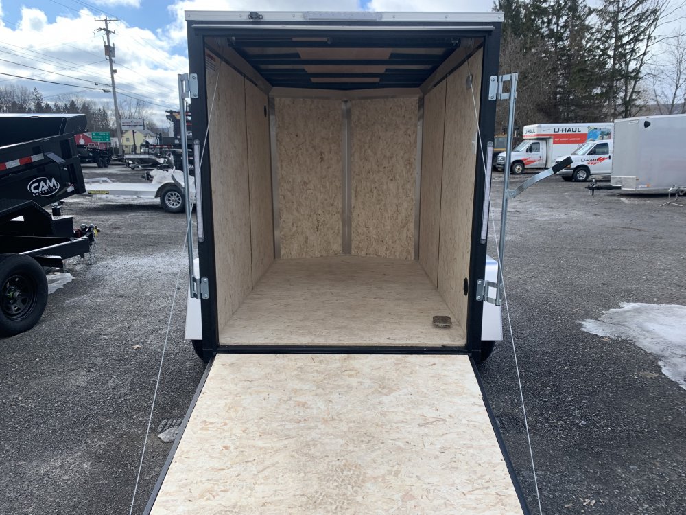 ITI CARGO 5X8 ENCLOSED V