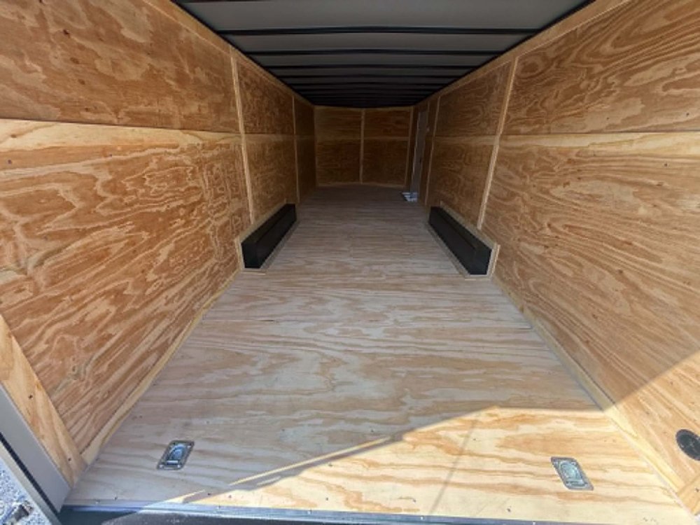 8' 5"x24' Maximum Cargo Cargo