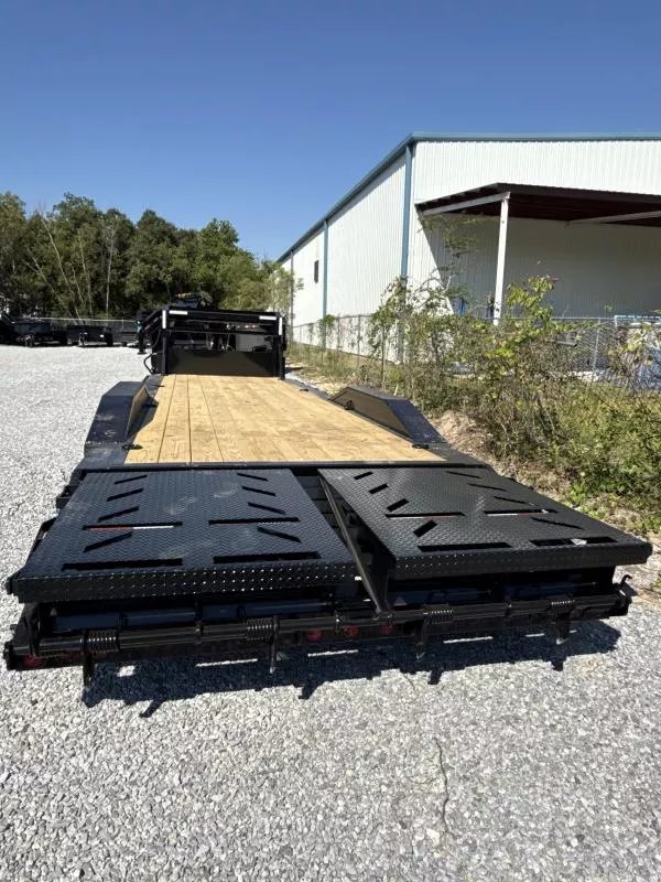 2026 Norstar 8.5x28 Gooseneck equipment trailer