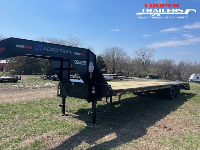 LOAD TRAIL GN/FLATBED 102X32 15K MAX RAMPS MAX STEPS RUB RAIL