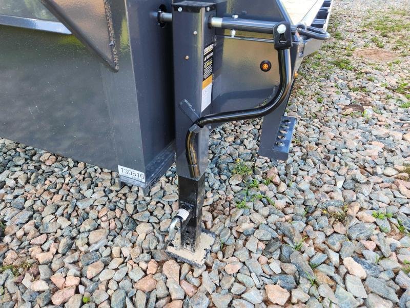 2025 Lamar Trailers 102x25 14k Gooseneck Deckover w/ Flip-Over Ramps