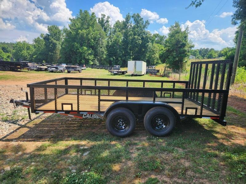 2026 Caliber 7x14 7k Utility w/ 2' Mesh Sides