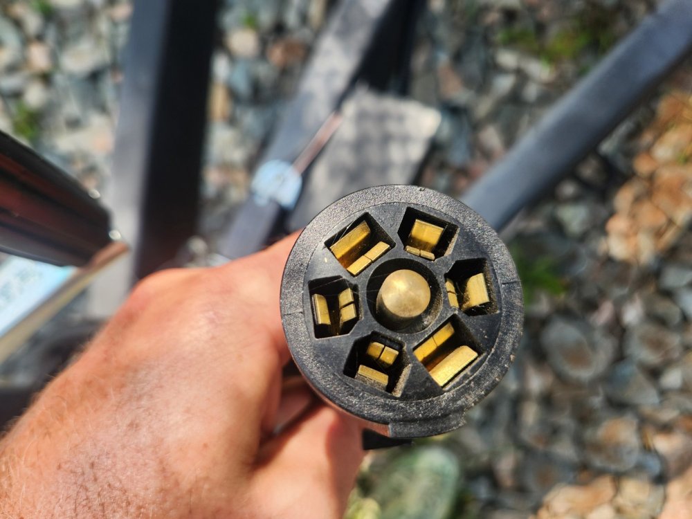 2026 Rock Solid Cargo 8.5x20 10k Enclosed w/ Polycore Metal Upgrade, Semi-Screwless Upgrade and 7' I