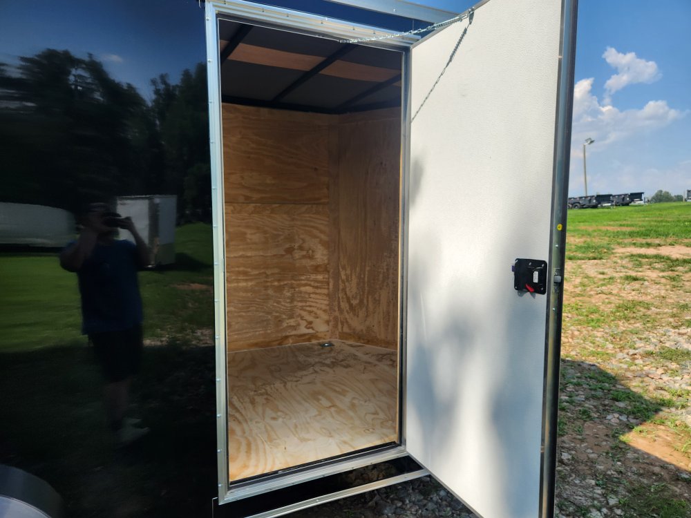 2026 Rock Solid Cargo 7x16 7k Enclosed w/ Polycore Upgrade, Semi-Screwless Upgrade and 7' Interior