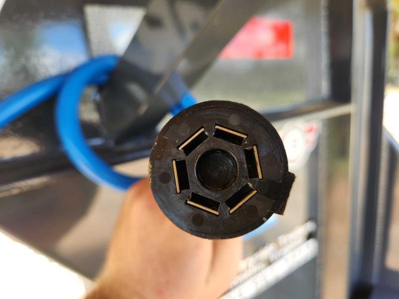 2026 Lamar 102x32 20k Gooseneck Deckover w/ Deck Over Neck, Upgraded Tires, Torque Tube, Winch Plate