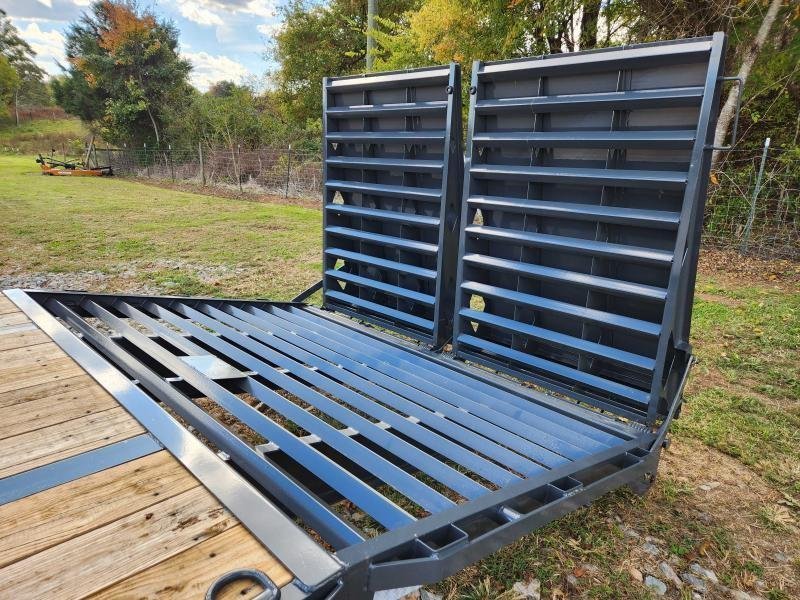 2026 Lamar 102x32 20k Gooseneck Deckover w/ Deck Over Neck, Upgraded Tires, Torque Tube, Winch Plate