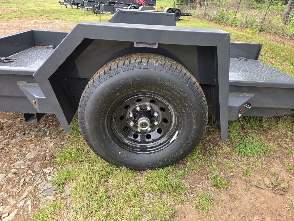 2026 Lamar Trailers 59X10 7K Scissor Hauler