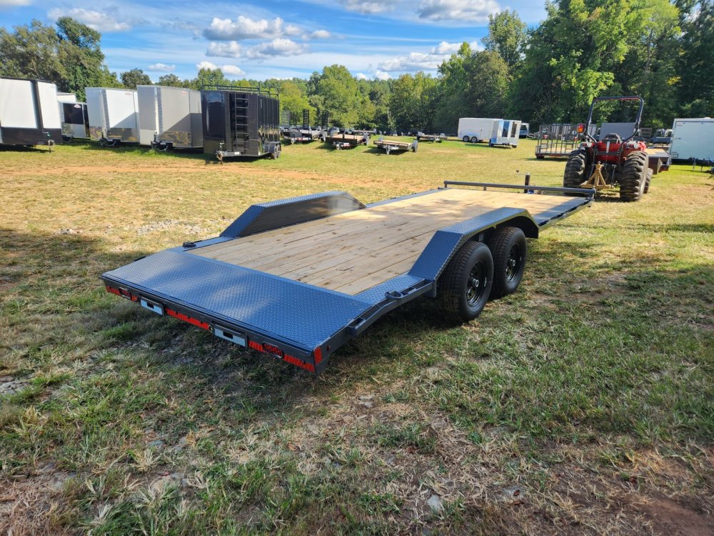 2026 Lamar Trailers 102x20 10k Car Hauler w/ Drive-Over Fenders