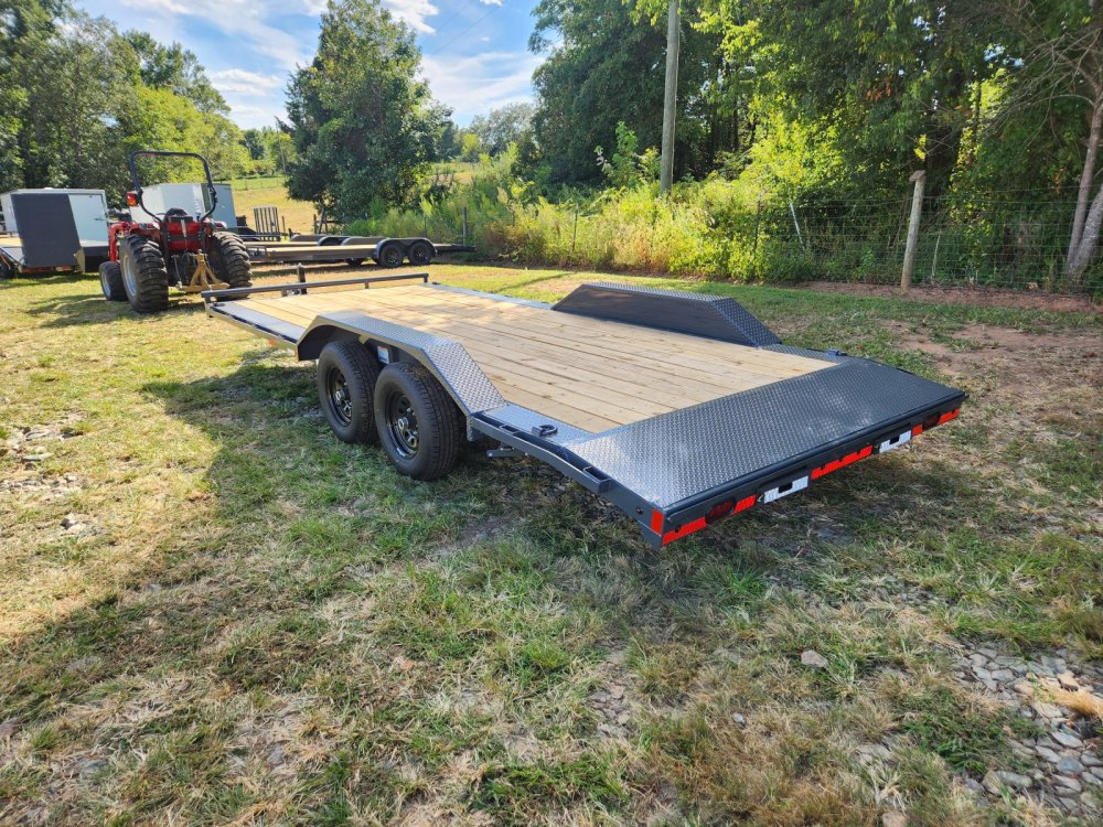 2026 Lamar Trailers 102x20 10k Car Hauler w/ Drive-Over Fenders