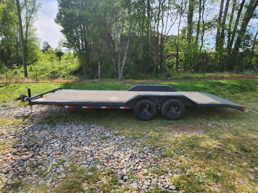 2026 Lamar Trailers 102X22 10K Car Hauler w/ Drive-Over Fenders