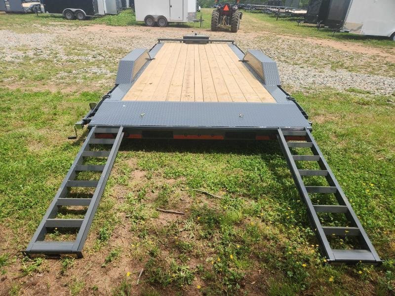 2026 Lamar Trailers 102X22 10K Car Hauler w/ Drive-Over Fenders, Toolbox, Winch Plate and Rear Suppo