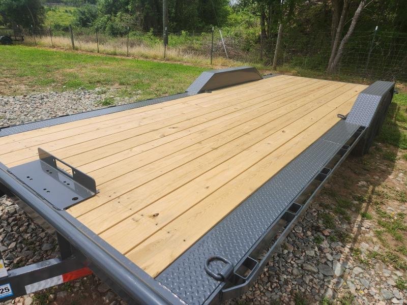 2026 Lamar Trailers 102X22 10K Car Hauler w/ Drive-Over Fenders, Toolbox, Winch Plate and Rear Suppo