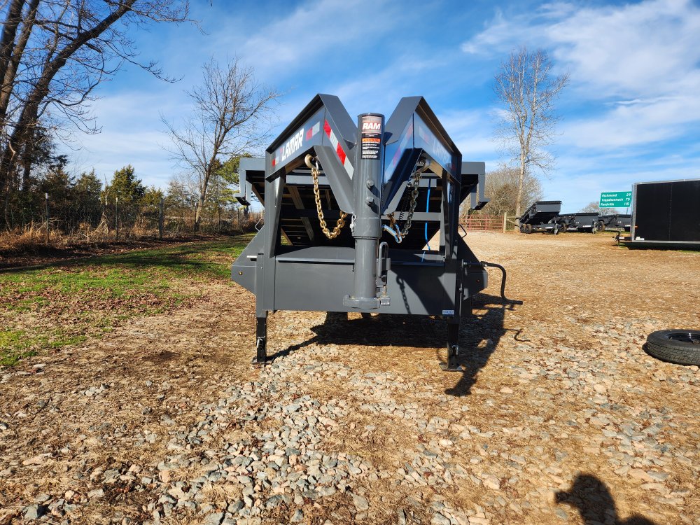 2026 Lamar 102x26 21k Gooseneck Deckover Tilt w/ Winch Plate