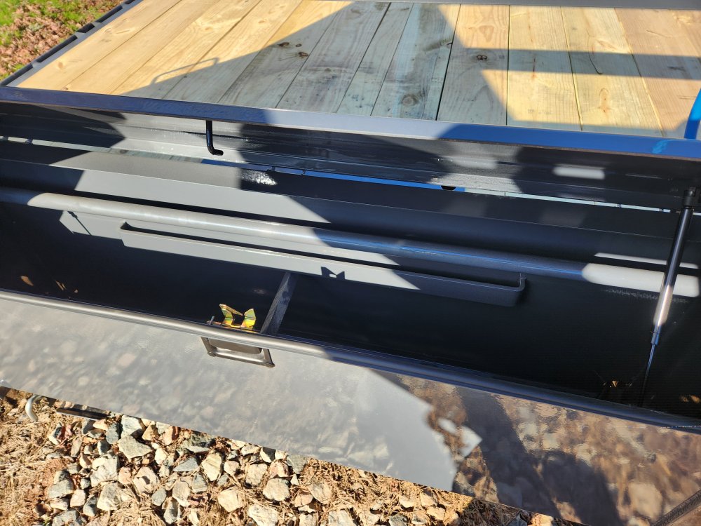 2026 Lamar 102x26 21k Gooseneck Deckover Tilt w/ Winch Plate