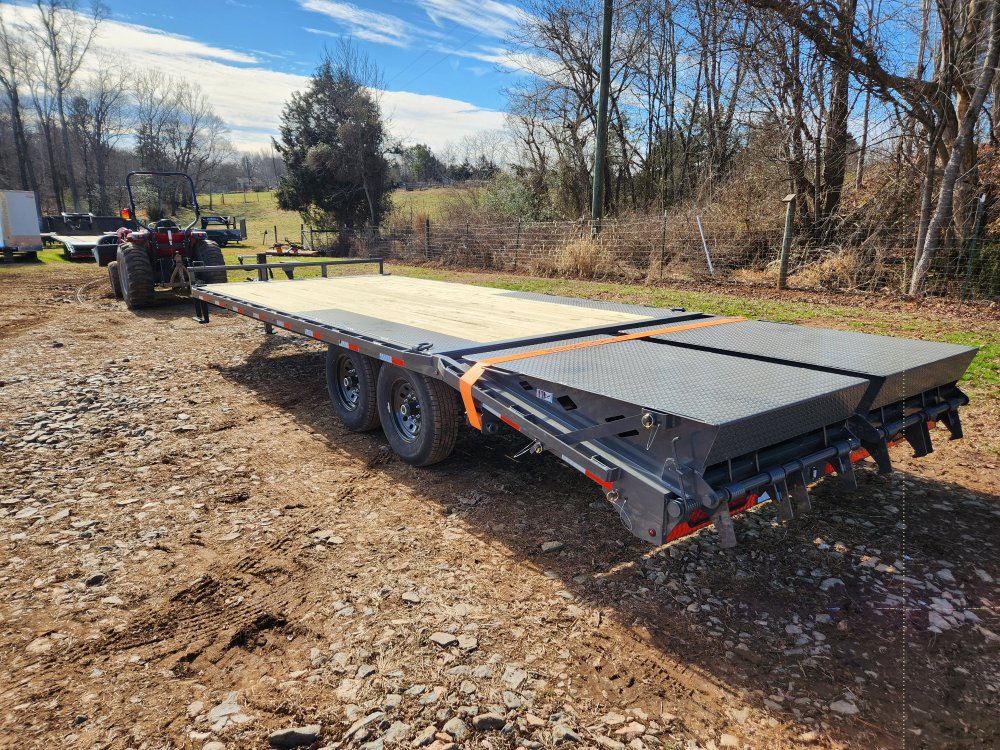 2026 Lamar 102x22 14k Deckover w/ Rhino Ramps