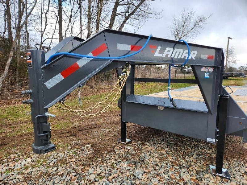 2026 Lamar 102x26 21k Gooseneck Deckover Tilt w/ Hydraulic Jacks, Upgraded Tires, Winch Plate, Solar