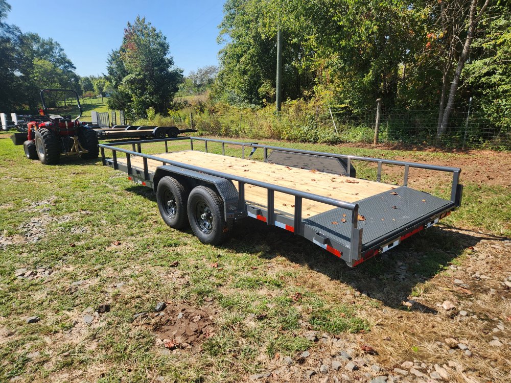 2026 Lamar 83x20 10k Utility w/ Slide-In Ramps