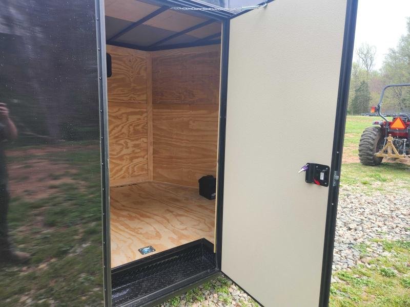 2026 Rock Solid Cargo 8.5x20 10k Enclosed w/ Blackout Package, Escape Door, Polycore Metal, Semi-Scr