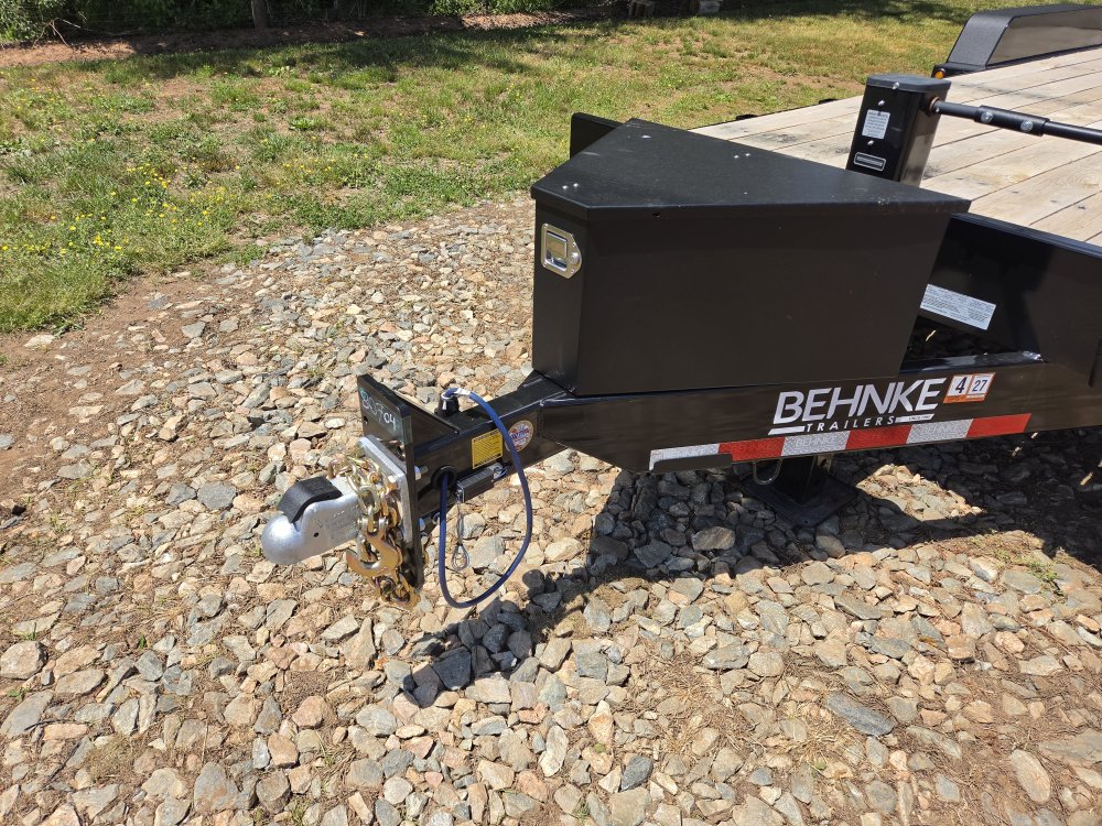 2026 Behnke 83x22 16k Partial Tilt w/ Oak Deck, Toolbox, Fender Guards and Extra D Rings