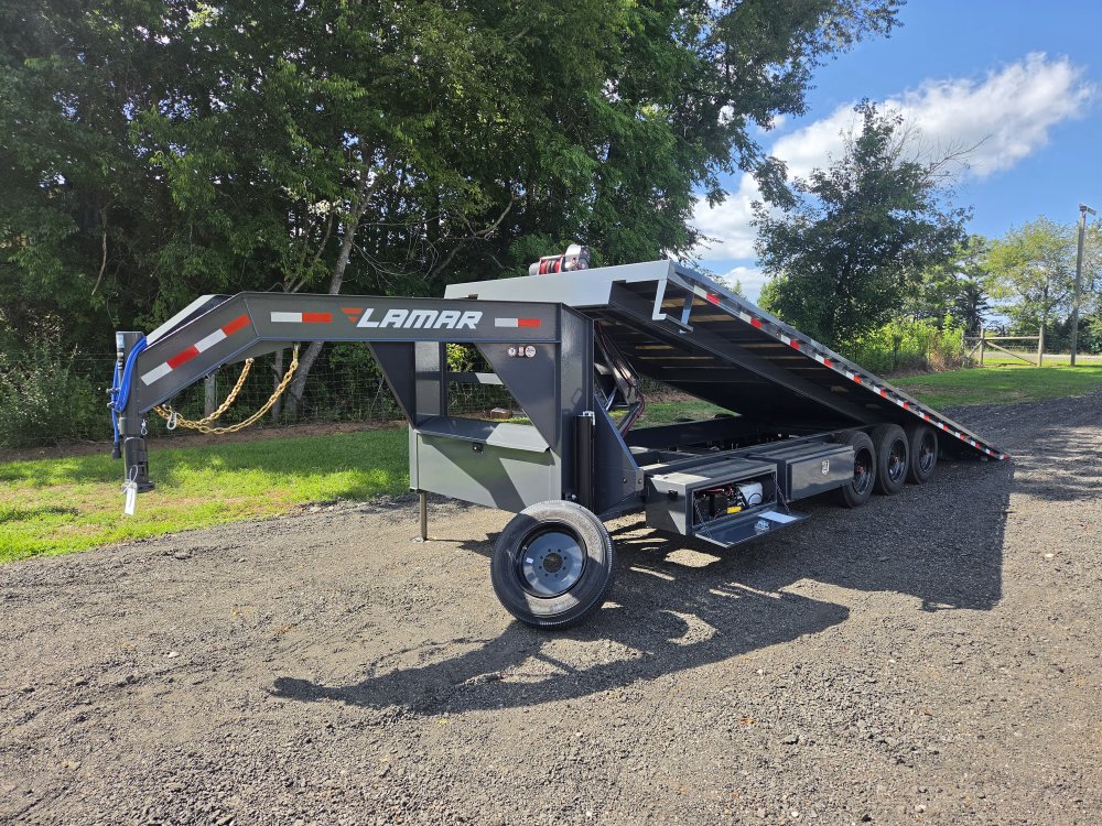 2026 Lamar 102x26 21k Gooseneck Deckover Tilt w/ All the Cool Stuff and 12k Warrior Winch